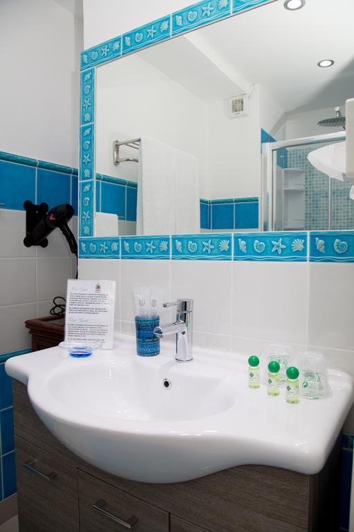 Solelunamare Guest House ألغيرو الغرفة الصورة